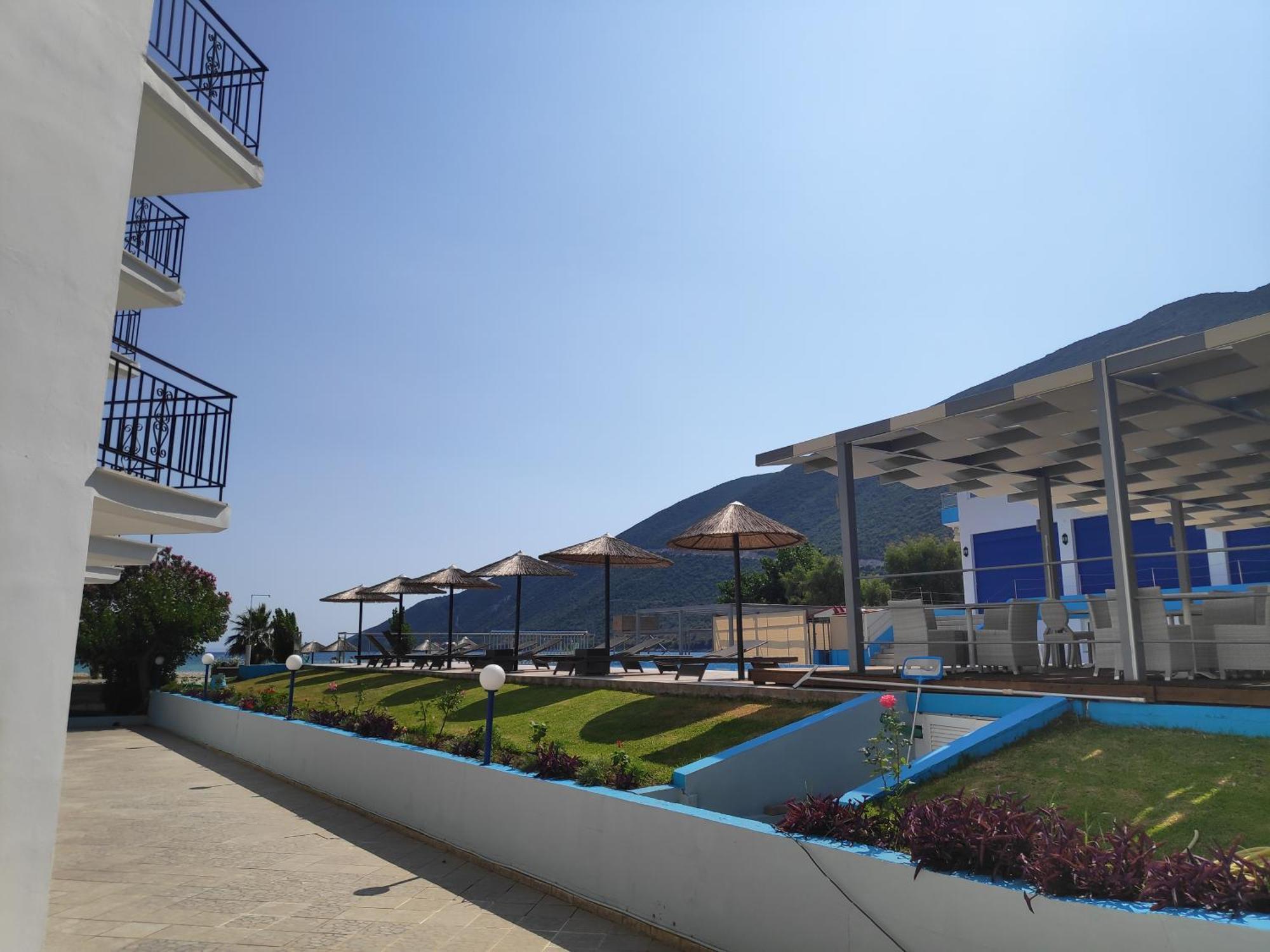 Surf Hotel Vasilikí Værelse billede
