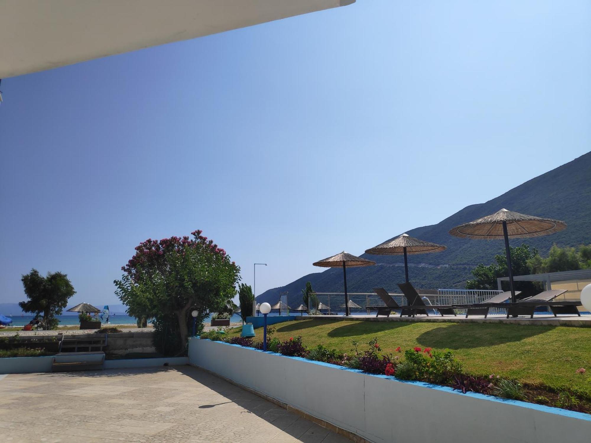 Surf Hotel Vasilikí Værelse billede